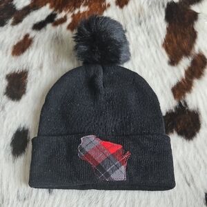 Black and Red Kids Pom-Pom Beanie With Wisconsin Patch